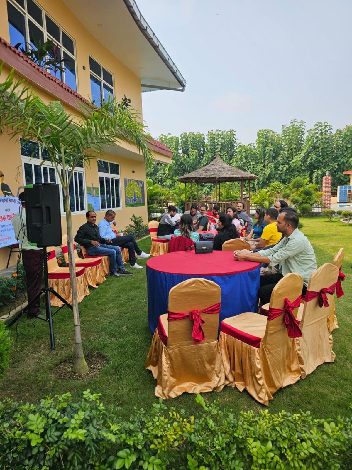 Sisai Park Village Chitwan Exterior foto